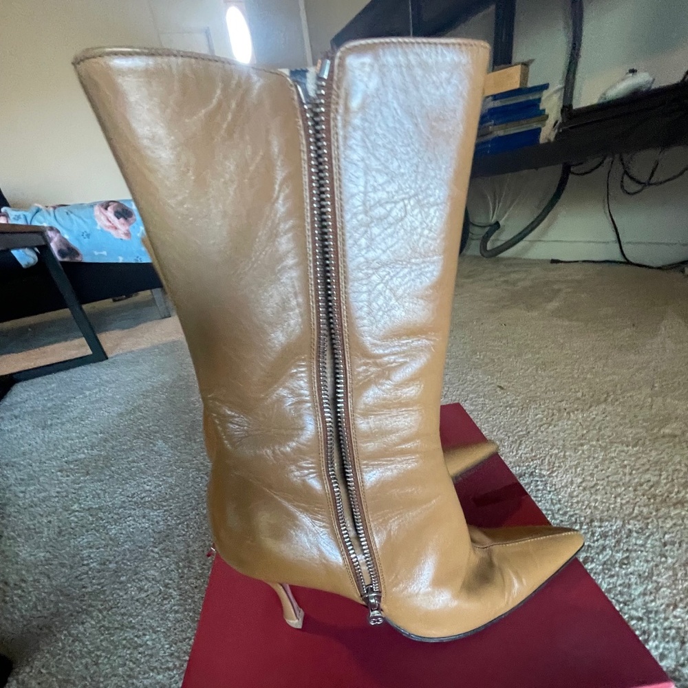 BOOTS - Picture 5 of 5